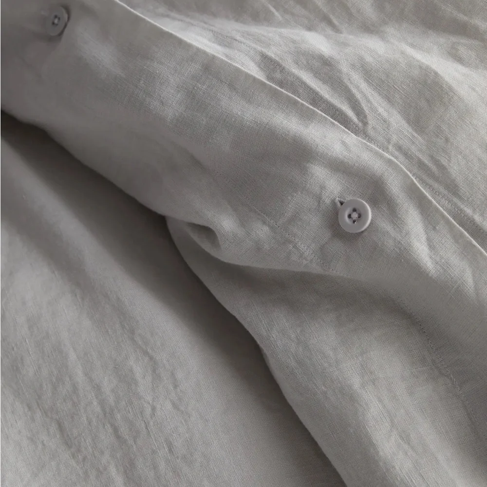 NWT Quince 3 Piece Linen Duvet Set Full/Queen Light grey